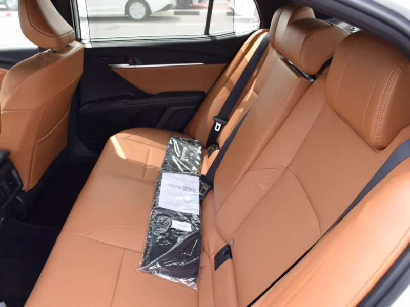 2026 Toyota Camry 2.5 Litres 4 Cylinders Hybrid Engine White Brown Sedan GCC Specs