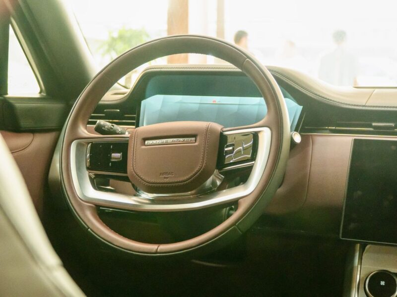 2023 Land Rover Range Rover Autobiography P530 4.4L 8 Cylinders Black Maroon SUV