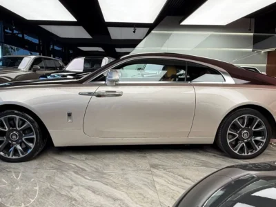 2019 Rolls-Royce Wraith 6.6L Twin-Turbocharged V12 Engine Gold Tan Coupe GCC Specs