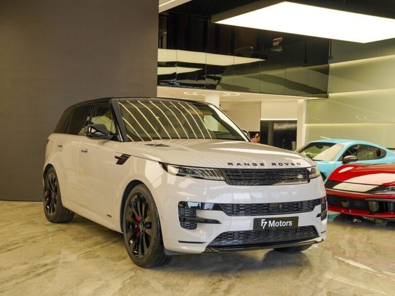 2025 Land Rover Range Rover Sport Autobiography P530 4.4 L Twin-Turbo V8 Grey Tan SUV
