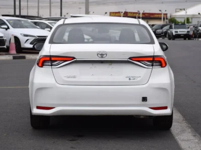 2025 Toyota Corolla Elite 1.8 Litres Hybrid 4 Cylinder Engine White Grey Sedan