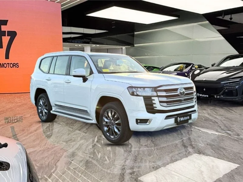 2026 Toyota Land Cruiser GXR 3.5L V6 Twin-Turbo Petrol Engine White Beige SUV GCC