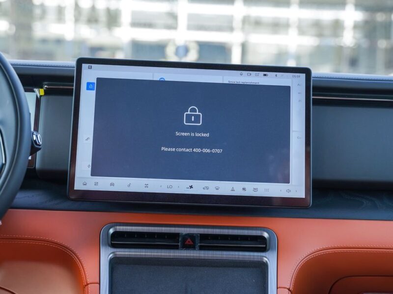 2026 ROX 01 1.5-liter Turbocharged 4-cylinder Petrol Engine Black Orange SUV