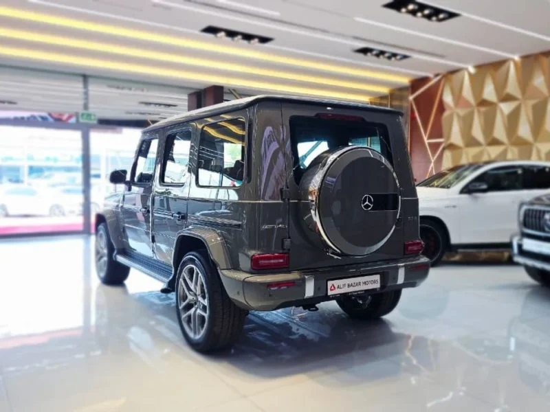 2026 Mercedes-Benz G 63 AMG 4.0 Litres V8 Biturbo Petrol Engine Grey Brown SUV