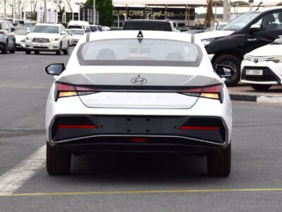 2025 Hyundai Elantra 1.5 Litres $ Cylinders Petrol Engine White Black Sedan Full Option
