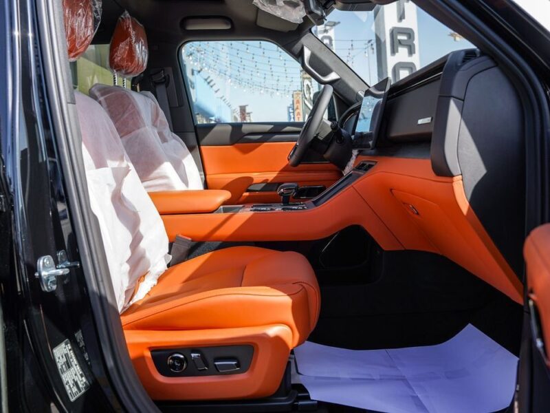 2026 ROX 01 1.5-liter Turbocharged 4-cylinder Petrol Engine Black Orange SUV