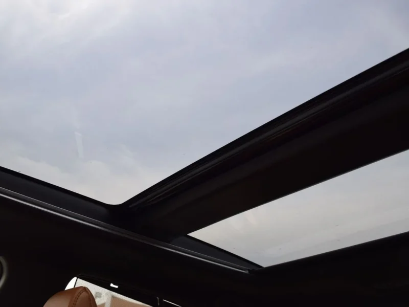 2026 Toyota Camry 2.5 Litres 4 Cylinders Hybrid Engine White Brown Sedan GCC Specs