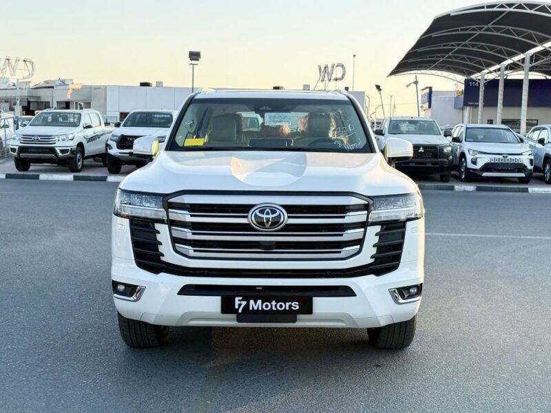 2026 Toyota Land Cruiser GXR 3.5L V6 Twin-Turbo Petrol Engine White Beige SUV GCC