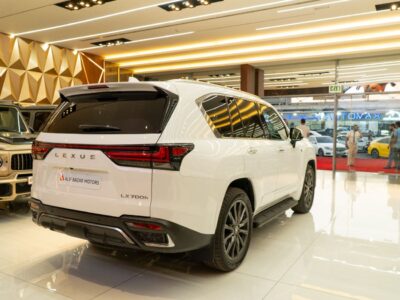 2025 Lexus LX700h F Sport 3.5 Litres 6 Cylinders Hybrid Engine White Red SUV