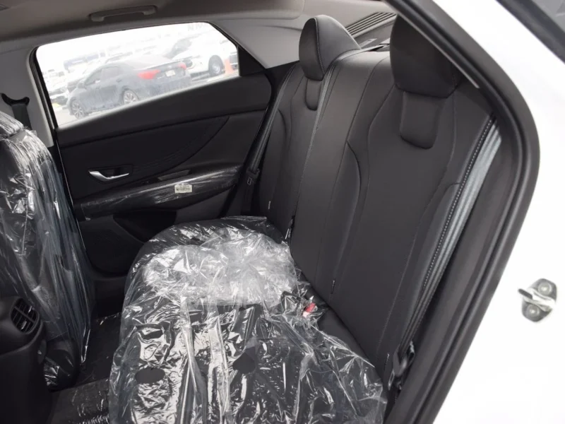 2025 Hyundai Elantra 1.5 Litres $ Cylinders Petrol Engine White Black Sedan Full Option