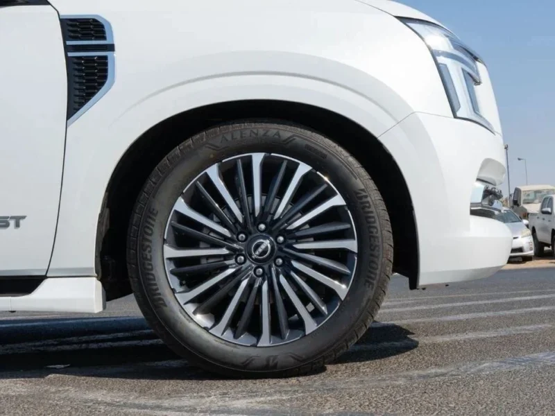 2026 Nissan Patrol LE Platinum City 3.5L V6 Twin-Turbo Engine White Red SUV GCC