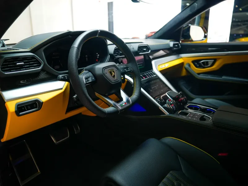 2024 Lamborghini Urus S 8 Cylinder petrol Engine Yellow Black SUV Carbon Fiber Interior