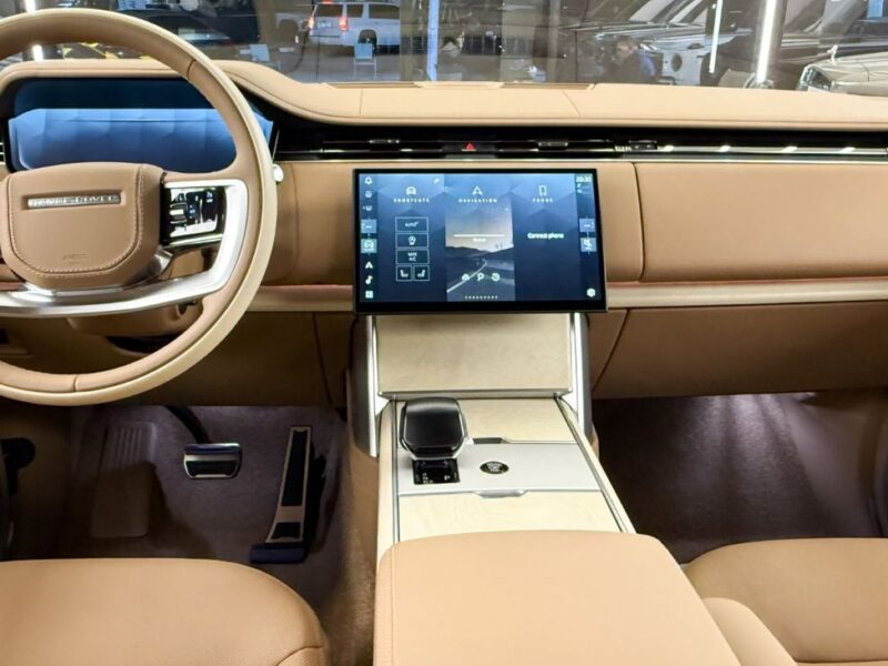 2026 Land Rover Range Rover Sport SV 4.4L V8 Twin-Turbo Engine Black White SUV