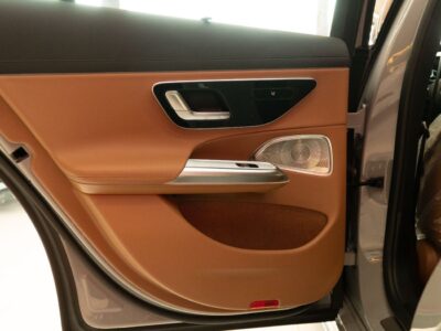 2025 Mercedes-Benz E300 2.0 Litres 4 Cylinders Petrol Engine Silver Tan Sedan