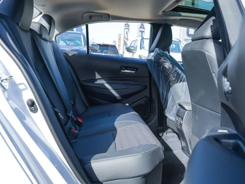 2025 Toyota Corolla 1.8 Litres 4-Cylinder Hybrid Engine White Black Sedan