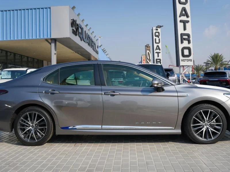 2022 Toyota Camry 2.5 Litres 4 Cylinders Hybrid Engine Gold Beige Sedan GCC Specs