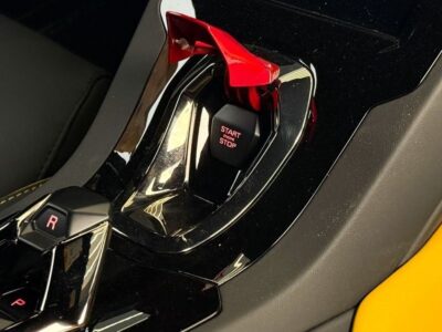 2023 Lamborghini Huracan Evo Spyder 5.2L Naturally Aspirated V10 Yellow Black Coupe