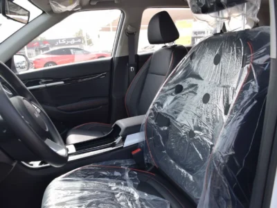 2025 Kia Seltos 1.5 Litres 4 Cylinders Petrol Engine White Black SUV Chinese Specs