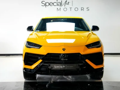 2024 Lamborghini Urus S 8 Cylinder petrol Engine Yellow Black SUV Carbon Fiber Interior