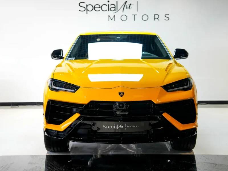 2024 Lamborghini Urus S 8 Cylinder petrol Engine Yellow Black SUV Carbon Fiber Interior