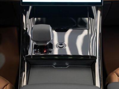 2025 Land Rover Range Rover Sport Autobiography P530 4.4 L Twin-Turbo V8 Grey Tan SUV