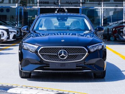 2026 Mercedes-Benz E-Class E200 2.0-liter 4-cylinder turbocharged Engine Black Beige Sedan