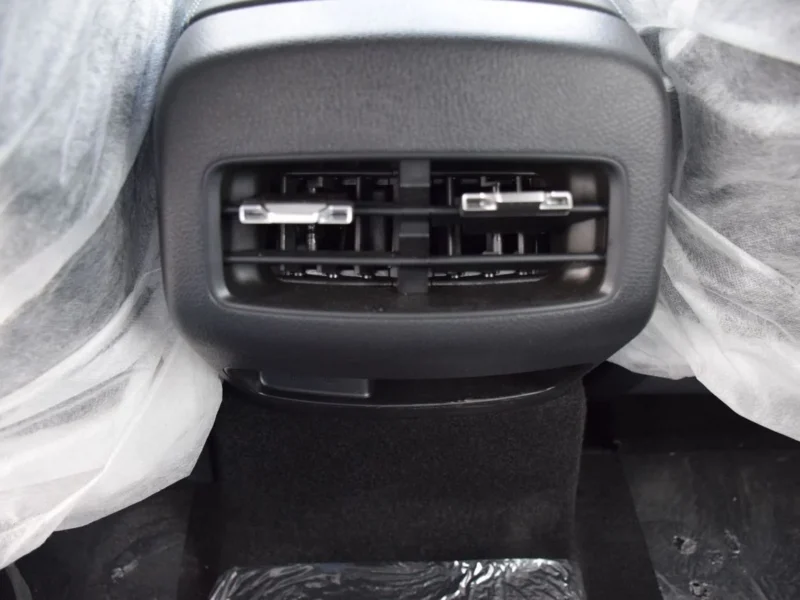 2025 BYD QIN PLUS DM-i 55-km 1.5L 4 Cylinders Plug in Hybrid Engine White Grey Sedan