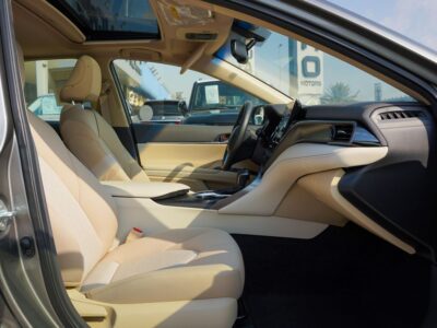 2022 Toyota Camry 2.5 Litres 4 Cylinders Hybrid Engine Gold Beige Sedan GCC Specs