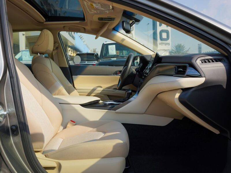 2022 Toyota Camry 2.5 Litres 4 Cylinders Hybrid Engine Gold Beige Sedan GCC Specs