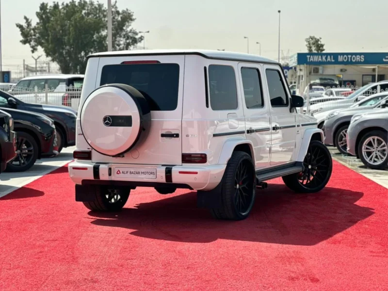 2020 Mercedes-Benz G 63 AMG 4.0 Litres V8 Biturbo Engine White Black SUV Brabus Kit