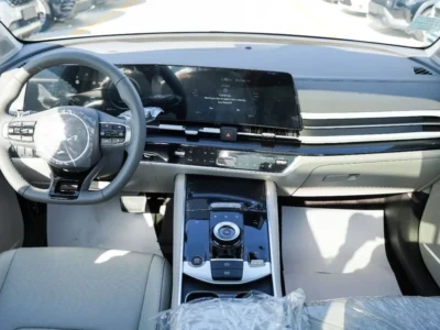 2025 Kia Sportage L TX 1.5 Litres 4 Cylinders Petrol Engine White Beige SUV Automatic