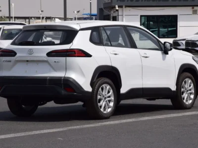 2025 Toyota Frontlander Leading 2.0 Litres 4 Cylinders Hybrid Engine White Grey SUV