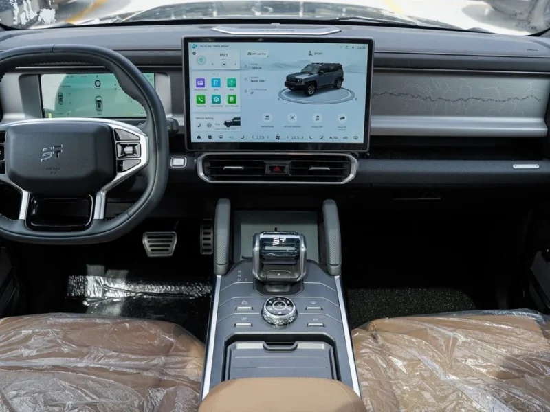 2024 Jetour T2 2.0-litre Turbocharged 4-cylinder Petrol Engine Black Brown SUV