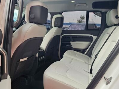 2026 Land Rover Defender P400 HSE 3.0 Litres 6 Cylinders Petrol Engine White SUV