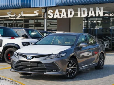 2022 Toyota Camry 2.5 Litres 4 Cylinders Hybrid Engine Gold Beige Sedan GCC Specs