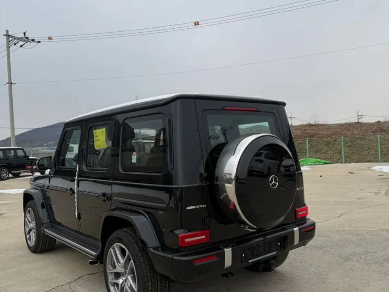 2026 Mercedes-Benz G 63 AMG 4.0 Litres V8 Biturbo Petrol Engine Black Brown SUV