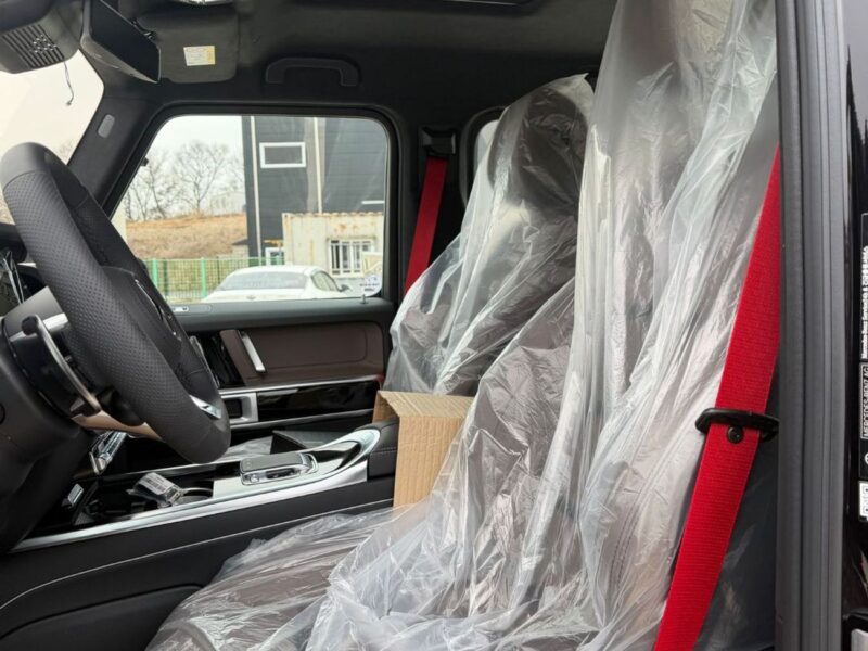 2026 Mercedes-Benz G 63 AMG 4.0 Litres V8 Biturbo Petrol Engine Black Brown SUV