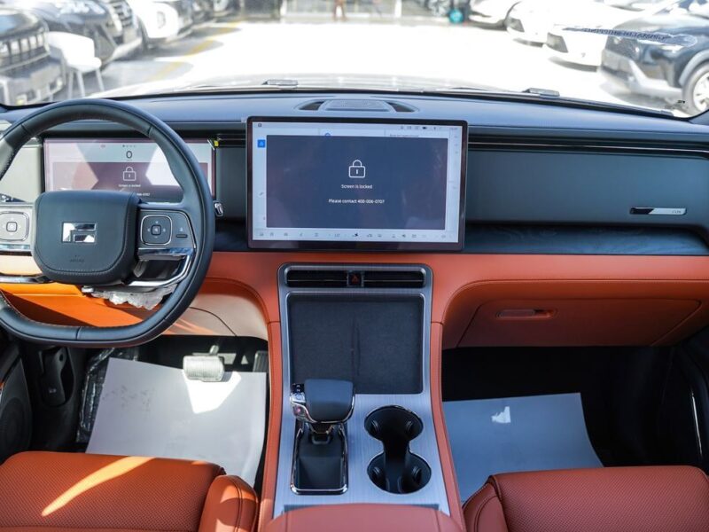 2026 ROX 01 1.5-liter Turbocharged 4-cylinder Petrol Engine Black Orange SUV