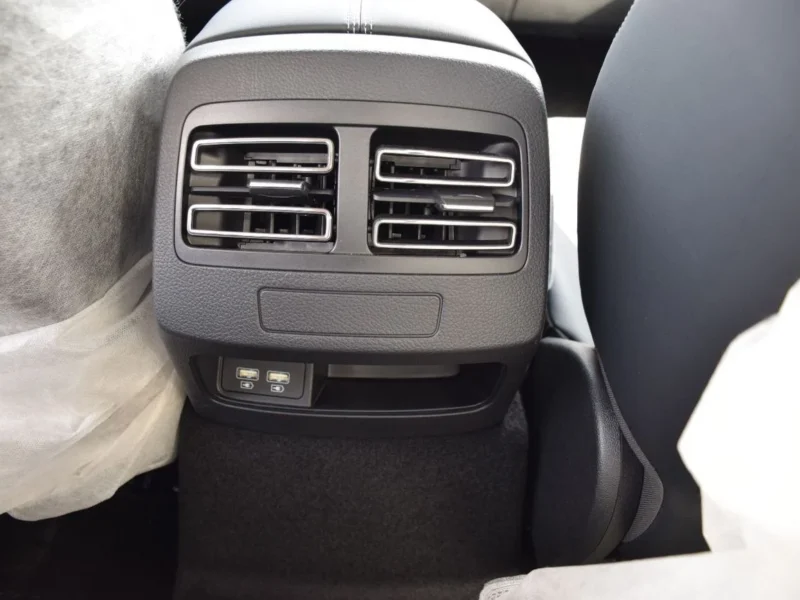 2025 BYD DESTROYER 05 DMI 55KM 1.5L 4 Cylinders Hybrid Engine White Beige SUV