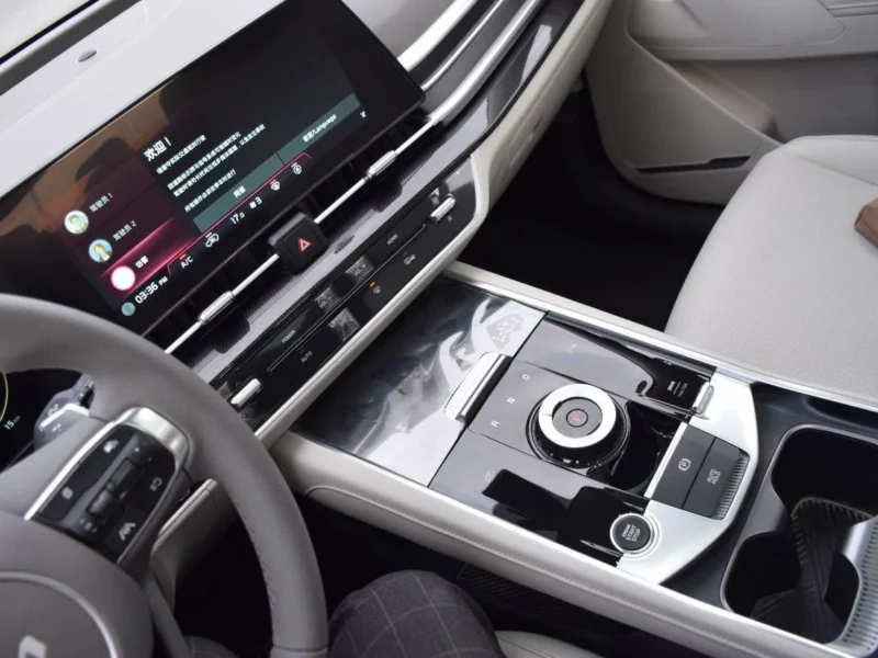 2025 Kia Sportage 1.5 Litres 4 cylinders Petrol Engine Black White SUV Full Option