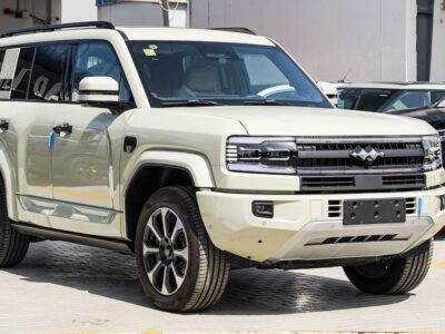 2025 BYD Leopard 5 1.5 Litres Turbo 4 Cylinders Hybrid Engine White Beige SUV