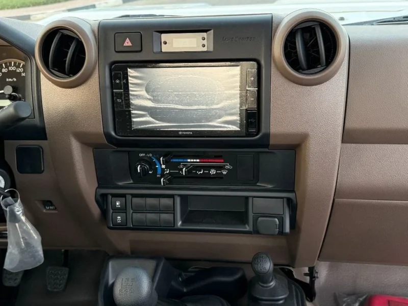 2025 Toyota Land Cruiser Pick Up Std 4.0L V6 Petrol Single Cab Utility 4WD Tan GCC