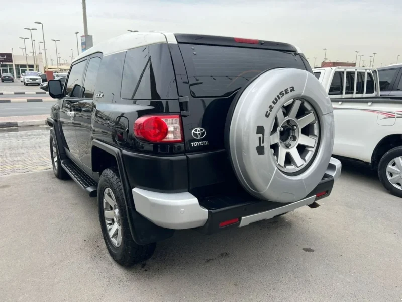2017 Toyota FJ Cruiser 4.0 Litres V6 Petrol Engine Black SUV Full Options GCC Specs