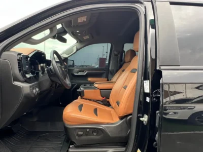 2023 CHEVROLET SILVERADO 5.3 Litres V8 Petrol Engine Black Brown Pickup Truck GCC