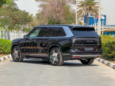 2025 ZEEKR 9X Ultra 55KWH 2.0 Litres DM-I 4 Cylinders Plugin Hybrid Black Blue SUV