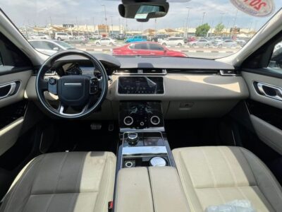 2019 LAND ROVER RANGE ROVER VELAR 250 SE 2.0L V4 Petrol Engine Blue Beige SUV GCC