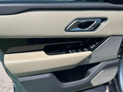 2019 LAND ROVER RANGE ROVER VELAR 250 SE 2.0L V4 Petrol Engine Blue Beige SUV GCC