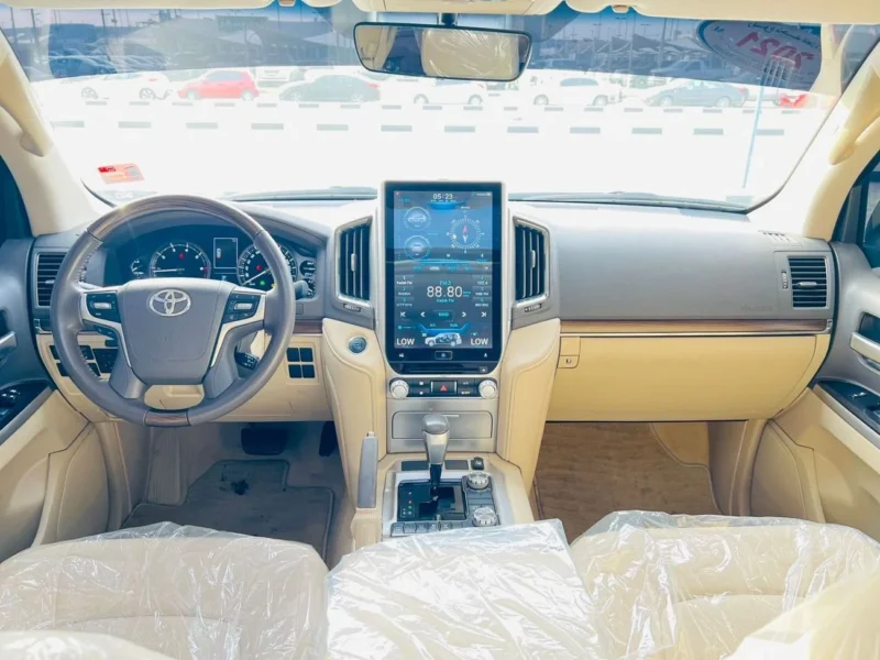 2021 TOYOTA LAND CRUISER GXR 5.7 Litres V8 Petrol Engine White Beige SUV Full Option
