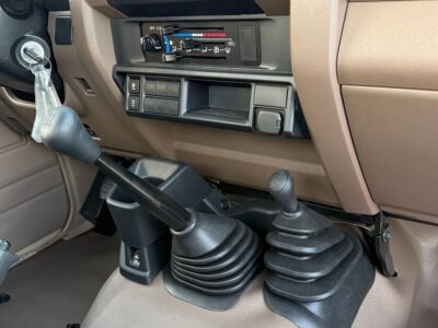 2025 Toyota Land Cruiser Pick Up Std 4.0L V6 Petrol Single Cab Utility 4WD Tan GCC