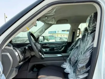 2026 Nissan Patrol XE 3.5L V6 Twin-Turbo Petrol Engine White Black SUV GCC Specs